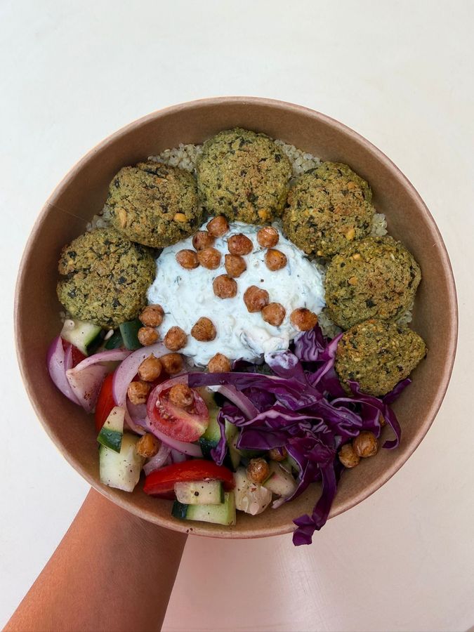 Bowl falafel & tzatziki